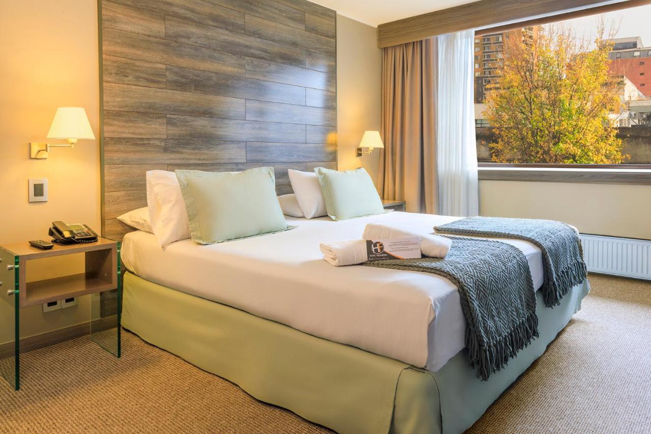 Hotel Frontera Plaza テムコ エクステリア 写真